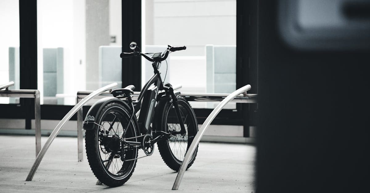 Cover Image for Rev Up Your Ride: The Ultimate Guide to E-Bikes in 2023